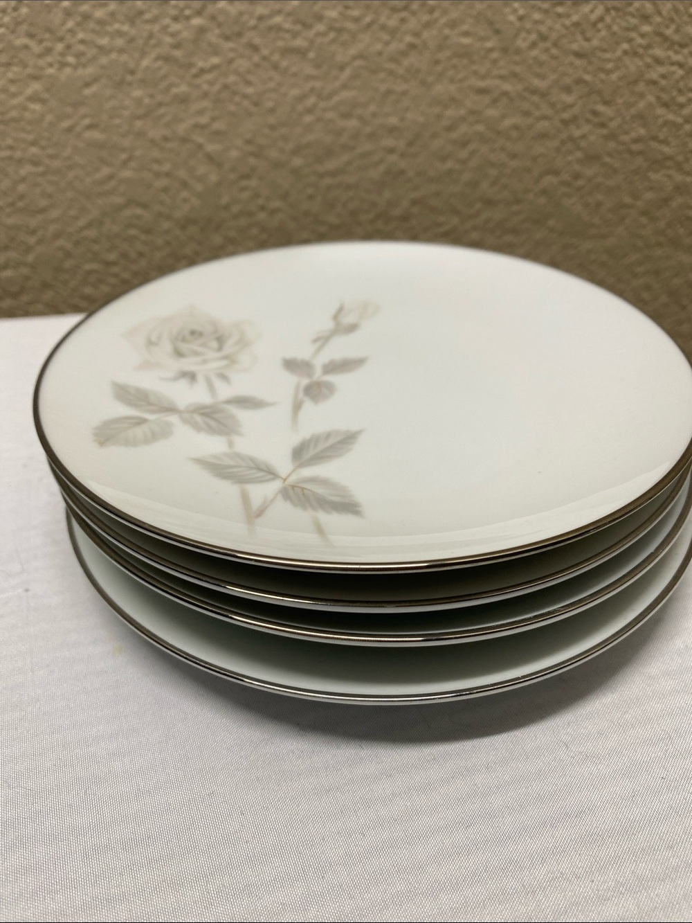 8A Noritake Melrose 6" bread plate gray rose platinum detail set of 4